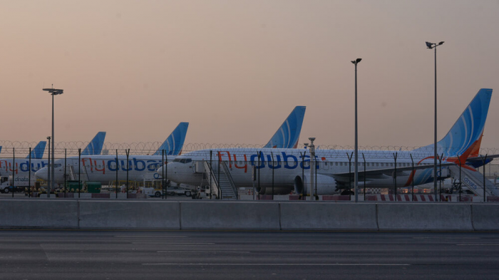«Вылететь невозможно»: тысячи россиян застряли в ОАЭ из-за ударов Ирана