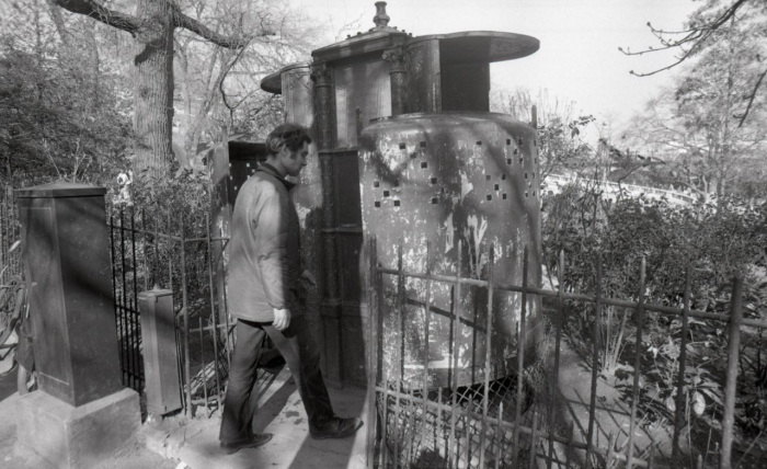 Как выглядели общественные туалеты во Франции в XIX веке