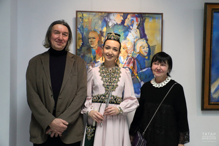 В ГСИ открылась выставка мозаики в живописи питерского татарина Наиля Сагирова