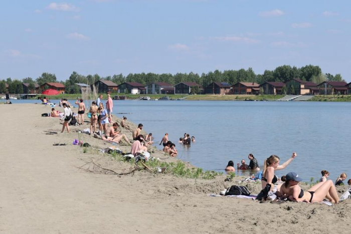 Солнце, песок и ожидание. Как выглядит городской пляж Барнаула в преддверии открытия