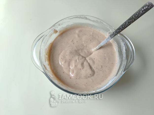 Венские вафли с бананом и клубникой