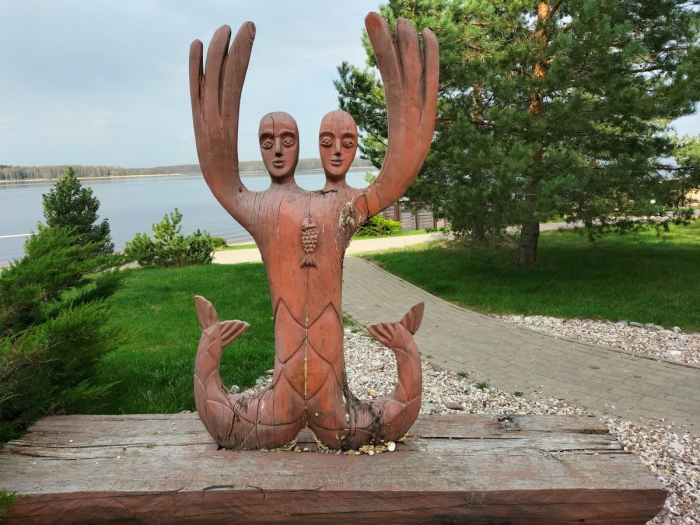 Искусство «Между небом и водой»