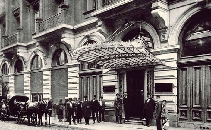 Как жилось русским эмигрантам в Турции после революции и почему им были не рады