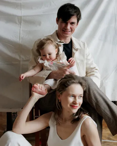 Художница Маша Янковская показала новые фото со свадьбы с возлюбленным, от которого ждёт ребёнка