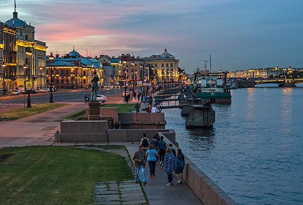 Что посмотреть в Санкт-Петербурге за два дня: план поездки на выходные в 2026 году