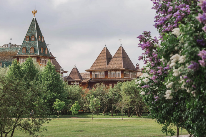 Мини-отпуск 2026: как не оставить годовую зарплату в Подмосковье