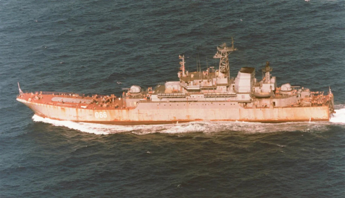 Королевская яхта «Britannia» 1953-1997. Гуманитарная миссия в Адене