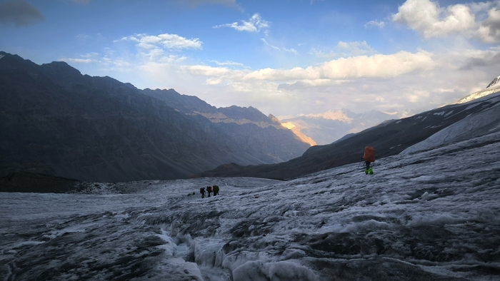 Шахдара-2025: последний поход по планете Памиракис. День 19. Веревка в небеса