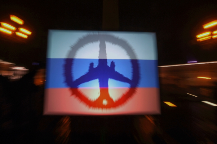 "Господи, как же больно!" Теракт на рейсе 9268. Погибших - сотни: Так кто же заложил бомбу? Ответ вызвал в Сети бурю