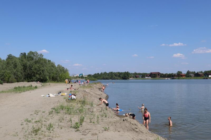 Солнце, песок и ожидание. Как выглядит городской пляж Барнаула в преддверии открытия
