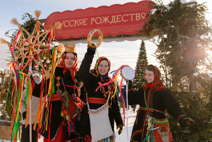 Новогодние каникулы в малых городах России: кто и зачем едет и сколько стоит отдых