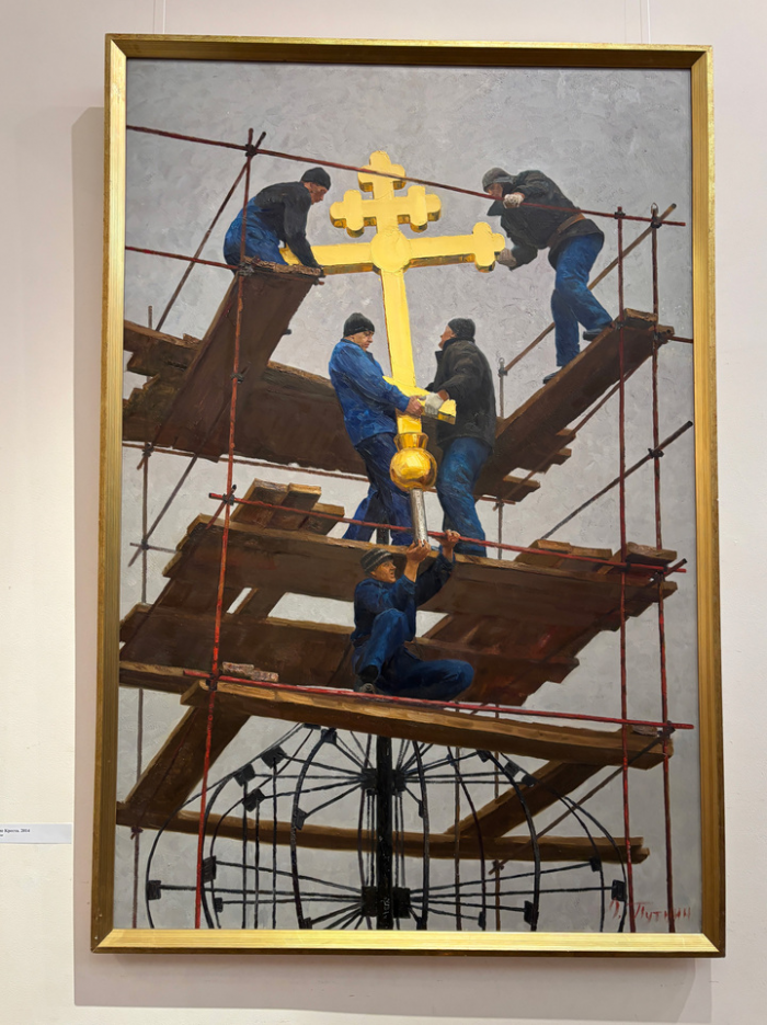 В Москве Леонардо да Винчи рассекает на велосипеде