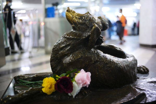 Космическая Лайка и Моська Крылова: каким собакам установили памятники в Москве?