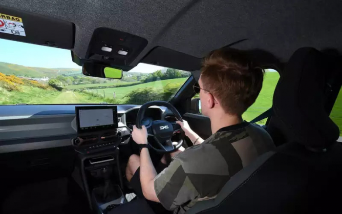 Новый полноприводный Дастер — что о нем думают британцы