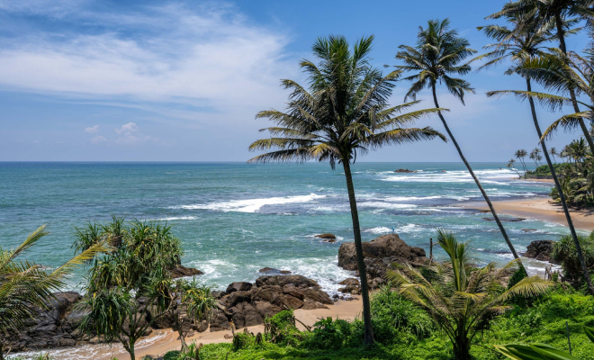 Зимовка за границей на российскую зарплату: 6 стран, где можно переждать холод