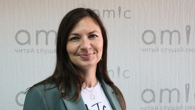 "Все думают, что я живу в горах". Как художница через картины исследует энергию Алтая