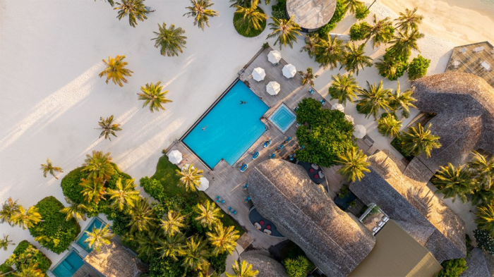 OUTRIGGER Maldives Maafushivaru приглашает на новогодние праздники