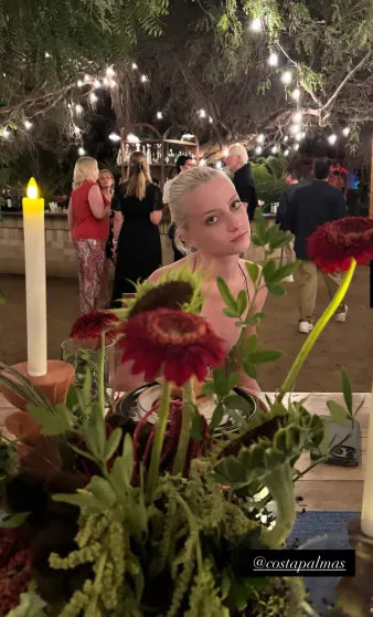 Как Дженнифер Лопес, Кристина Орбакайте, Илон Маск, Селена Гомес и Надежда Оболенцева отметили День Благодарения