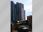 Городские контрасты. Как старинные "избушки" Барнаула уходят в тень современных высоток