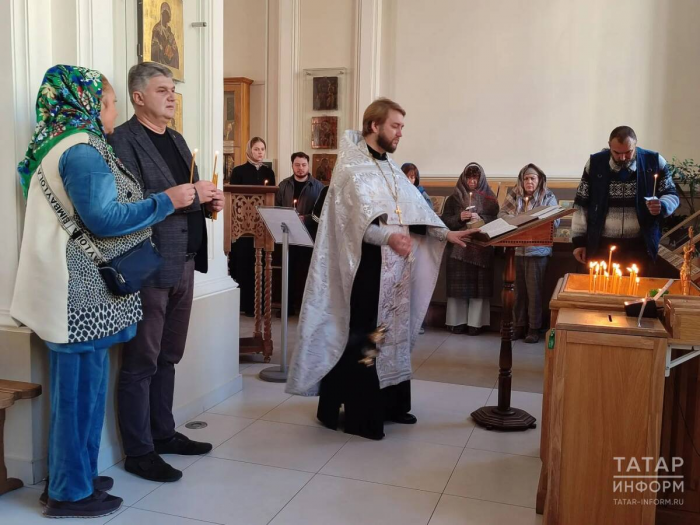 «Он – целая эпоха, его некем заменить»: в Казани помолились о Фарите Губаеве