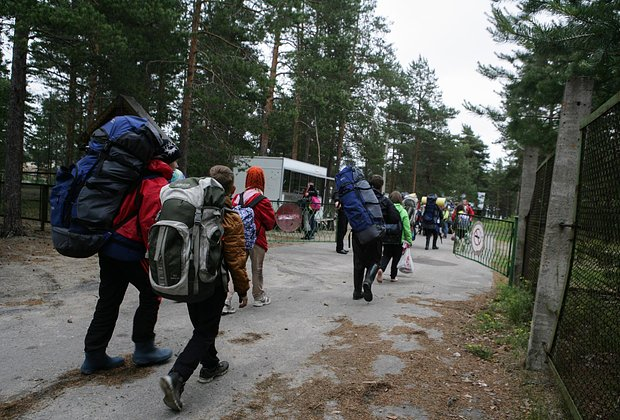 «Девочка до последнего держала своего брата» Двухметровые волны сутки убивали детей одного за другим. 10 лет трагедии на Сямозере